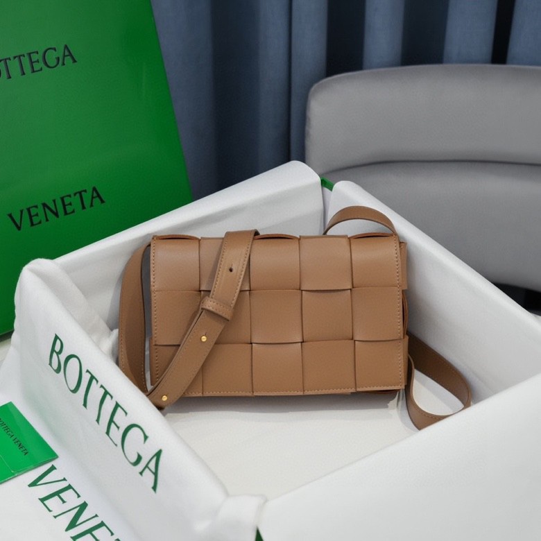 Bottega Veneta Satchel Bags - Click Image to Close